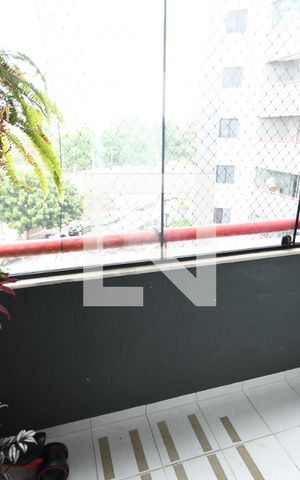 Apartamento à venda com 74m², 2 quartos e 1 vagaSala - Sacada