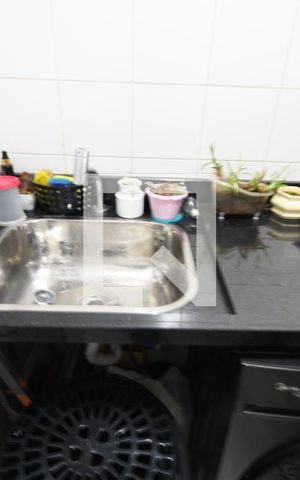 Apartamento à venda com 74m², 2 quartos e 1 vagaÁrea de Serviço