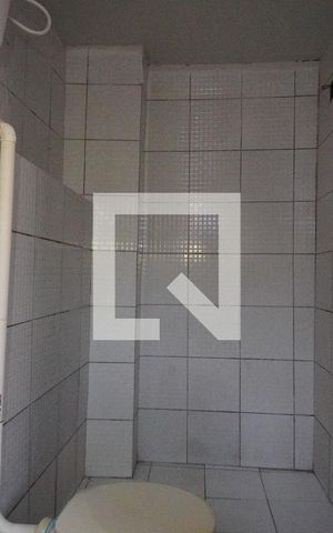 Apartamento para alugar com 45m², 2 quartos e sem vagaBanheiro