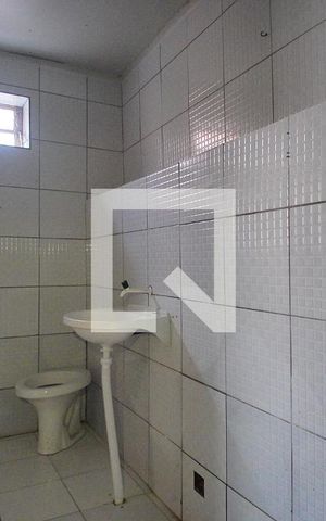 Apartamento para alugar com 45m², 2 quartos e sem vagaBanheiro