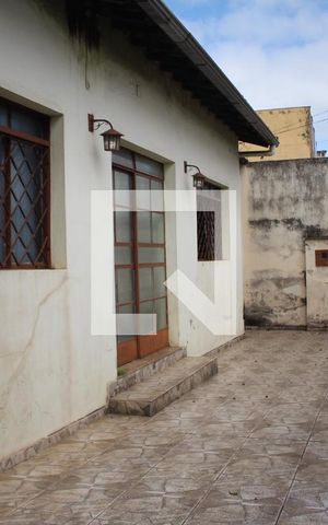 Casa à venda com 405m², 3 quartos e 2 vagasQuintal
