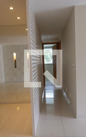 Apartamento à venda com 155m², 4 quartos e 2 vagas Apartamento à venda com 155m², 4 quartos e 2 vagasSala