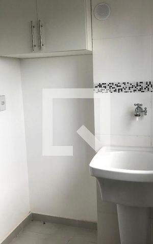 Apartamento para alugar com 40m², 2 quartos e sem vagaÁrea de Serviço
