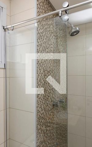 Apartamento à venda com 115m², 2 quartos e 2 vagas Apartamento à venda com 115m², 2 quartos e 2 vagasBanheiro