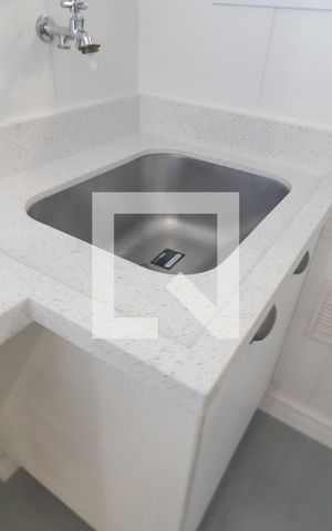 Apartamento à venda com 84m², 3 quartos e 2 vagasCozinha e Área de Serviço