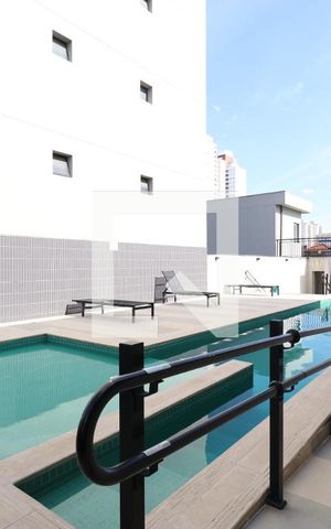 Apartamento à venda com 33m², 1 quarto e 1 vagaÁrea comum - Piscina
