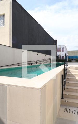 Apartamento à venda com 33m², 1 quarto e 1 vagaÁrea comum - Piscina