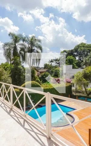 Casa à venda com 548m², 4 quartos e 3 vagasSacada