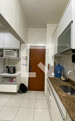 Apartamento à venda com 82m², 3 quartos e 1 vaga Apartamento à venda com 82m², 3 quartos e 1 vagaCozinha e Área de Serviço