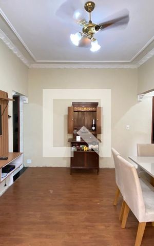 Apartamento à venda com 82m², 3 quartos e 1 vaga Apartamento à venda com 82m², 3 quartos e 1 vagaSala