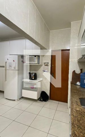 Apartamento à venda com 82m², 3 quartos e 1 vaga Apartamento à venda com 82m², 3 quartos e 1 vagaCozinha e Área de Serviço