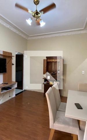 Apartamento à venda com 82m², 3 quartos e 1 vaga Apartamento à venda com 82m², 3 quartos e 1 vagaSala