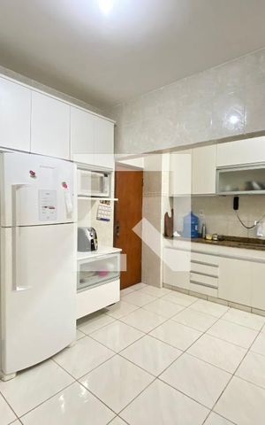 Apartamento à venda com 82m², 3 quartos e 1 vaga Apartamento à venda com 82m², 3 quartos e 1 vagaCozinha e Área de Serviço