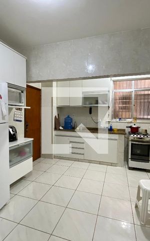 Apartamento à venda com 82m², 3 quartos e 1 vaga Apartamento à venda com 82m², 3 quartos e 1 vagaCozinha e Área de Serviço