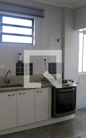 Apartamento à venda com 68m², 2 quartos e sem vaga Apartamento à venda com 68m², 2 quartos e sem vagaCozinha