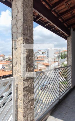 Casa à venda com 195m², 4 quartos e 3 vagas Casa à venda com 195m², 4 quartos e 3 vagasÁrea Externa