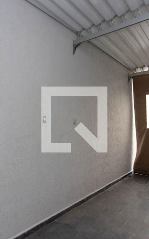 Casa à venda com 195m², 4 quartos e 3 vagas Casa à venda com 195m², 4 quartos e 3 vagasQuintal