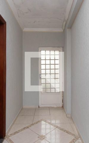 Casa à venda com 195m², 4 quartos e 3 vagas Casa à venda com 195m², 4 quartos e 3 vagasHall de Entrada