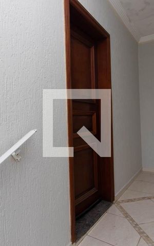Casa à venda com 195m², 4 quartos e 3 vagas Casa à venda com 195m², 4 quartos e 3 vagasHall de Entrada