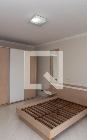 Casa à venda com 195m², 4 quartos e 3 vagas Casa à venda com 195m², 4 quartos e 3 vagasSuíte