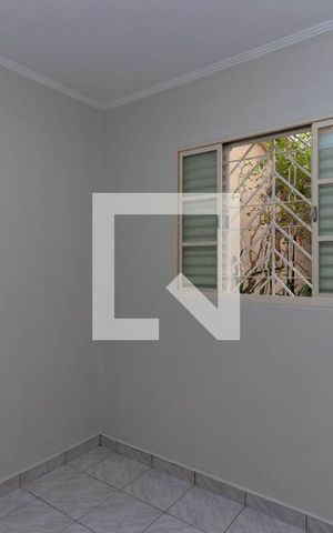 Casa à venda com 195m², 4 quartos e 3 vagas Casa à venda com 195m², 4 quartos e 3 vagasQuarto de Serviço