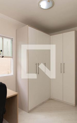 Casa à venda com 195m², 4 quartos e 3 vagas Casa à venda com 195m², 4 quartos e 3 vagasQuarto 2