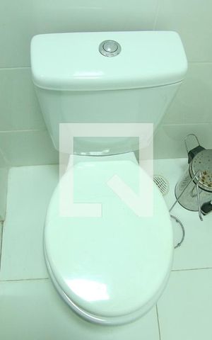 Apartamento para alugar com 29m², 1 quarto e sem vaga Apartamento para alugar com 29m², 1 quarto e sem vagaBanheiro