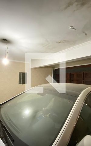 Casa para alugar com 200m², 3 quartos e 4 vagas Casa para alugar com 200m², 3 quartos e 4 vagasGaragem