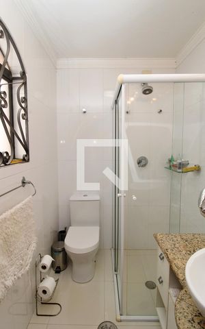 Casa para alugar com 200m², 3 quartos e 4 vagasBanheiro da Suíte 1
