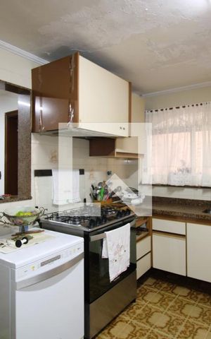 Casa para alugar com 200m², 3 quartos e 4 vagasCozinha