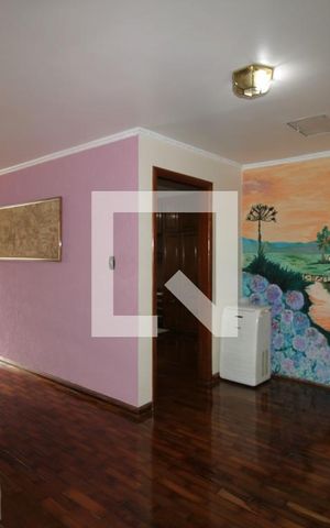 Casa para alugar com 200m², 3 quartos e 4 vagasHall