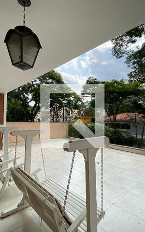 Casa para alugar com 200m², 3 quartos e 4 vagas Casa para alugar com 200m², 3 quartos e 4 vagasÁrea externa