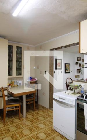 Casa para alugar com 200m², 3 quartos e 4 vagasCozinha