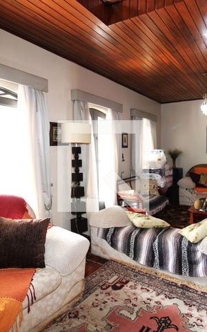 Casa para alugar com 200m², 3 quartos e 4 vagasSala