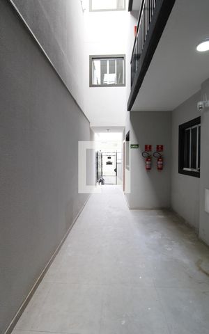 Apartamento à venda com 44m², 2 quartos e sem vagaÁrea comum