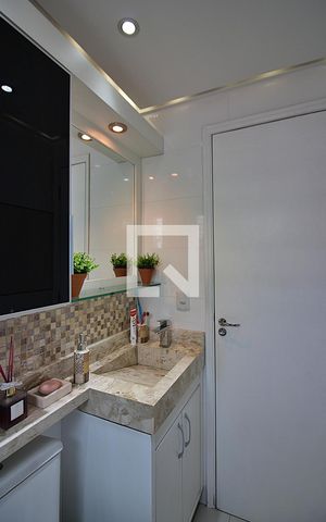 Apartamento à venda com 105m², 2 quartos e 2 vagasBanheiro Social