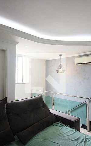 Apartamento à venda com 105m², 2 quartos e 2 vagasSala de TV