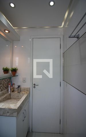 Apartamento à venda com 105m², 2 quartos e 2 vagasBanheiro Social