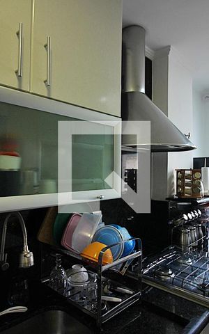 Apartamento à venda com 105m², 2 quartos e 2 vagasCozinha