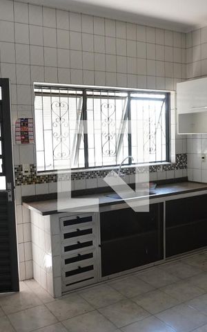 Casa para alugar com 100m², 2 quartos e 1 vagaCozinha