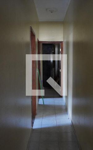 Casa para alugar com 100m², 2 quartos e 1 vagaCorredor