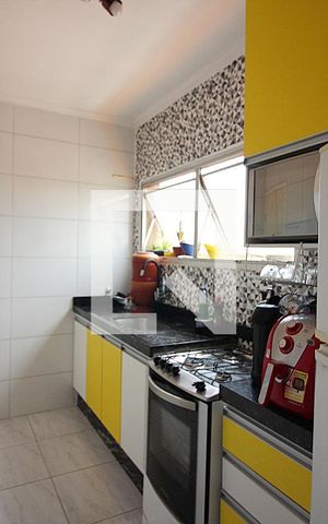 Apartamento para alugar com 74m², 2 quartos e 1 vagaCozinha