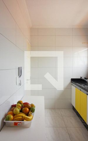 Apartamento para alugar com 74m², 2 quartos e 1 vagaCozinha