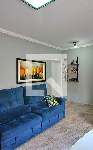 Apartamento para alugar com 74m², 2 quartos e 1 vagaSala