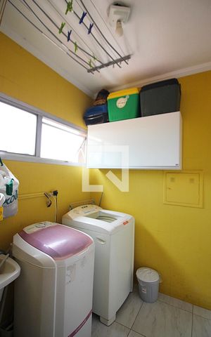 Apartamento para alugar com 74m², 2 quartos e 1 vagaÁrea de Serviço