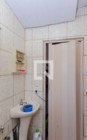 Casa à venda com 150m², 2 quartos e 1 vagaBanheiro