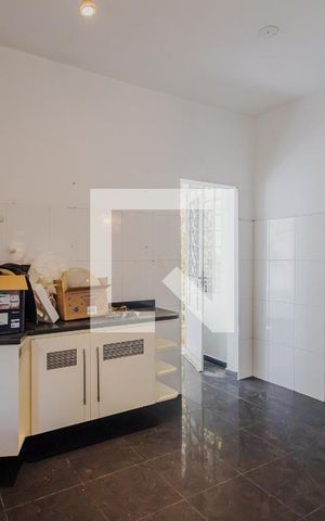 Casa à venda com 240m², 3 quartos e 3 vagasCozinha