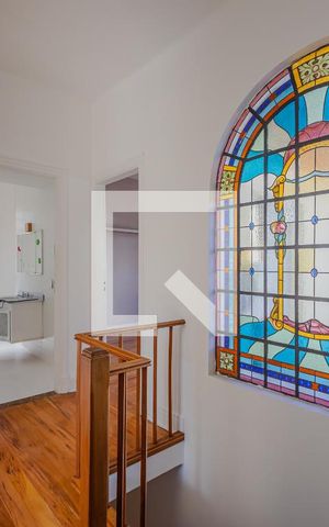 Casa à venda com 240m², 3 quartos e 3 vagasCorredor
