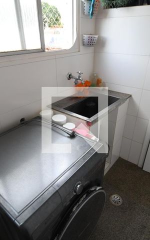 Apartamento para alugar com 138m², 3 quartos e 1 vagaÁrea de Serviço