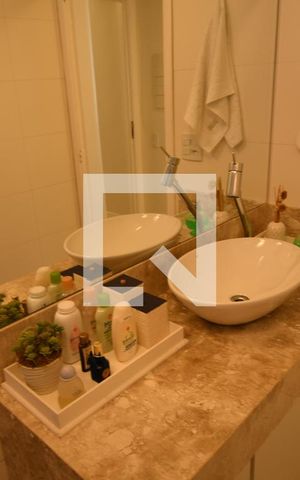 Apartamento para alugar com 138m², 3 quartos e 1 vagaBanheiro 2